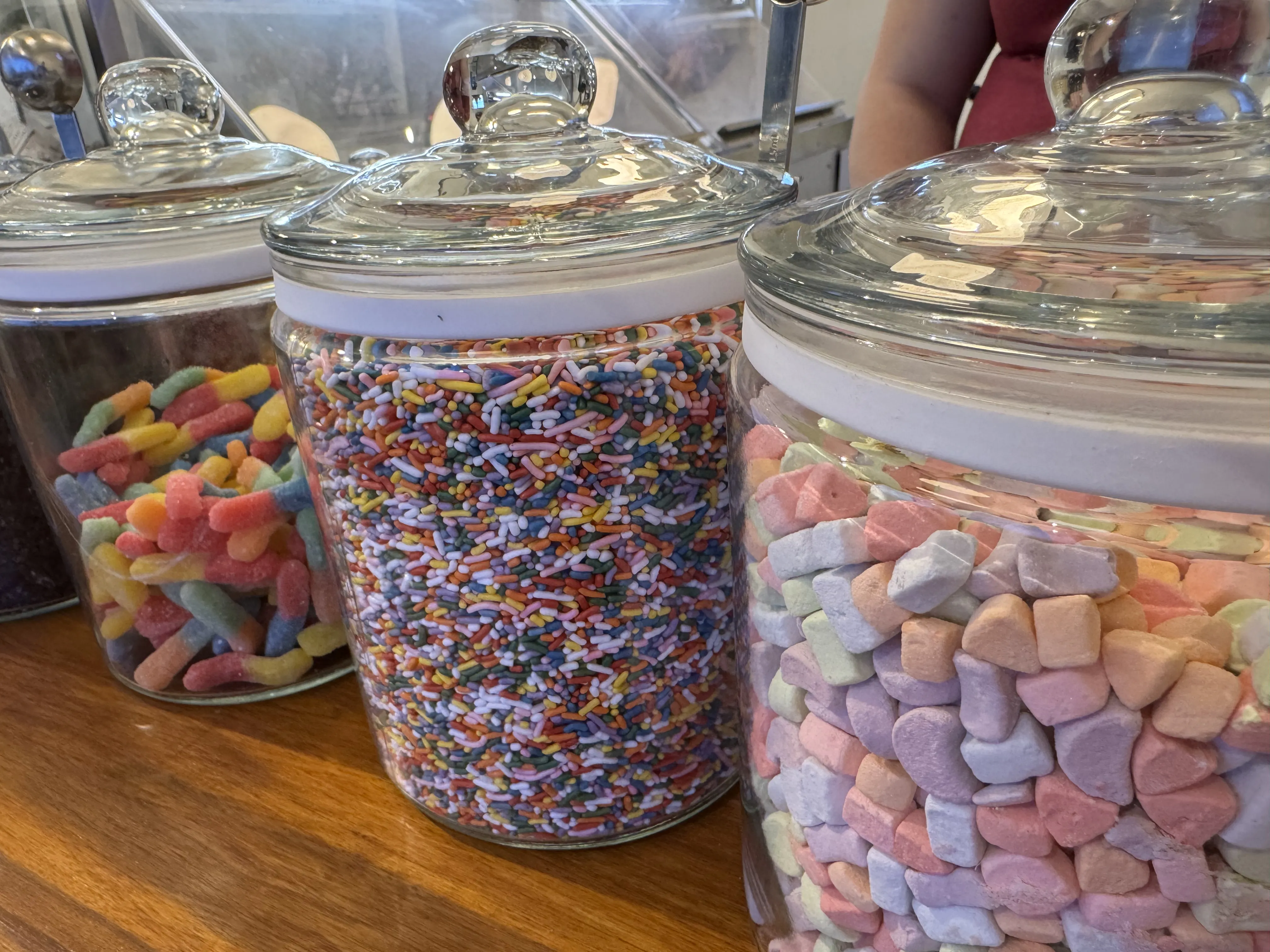 Premium Bonnie Brae ice cream sundae