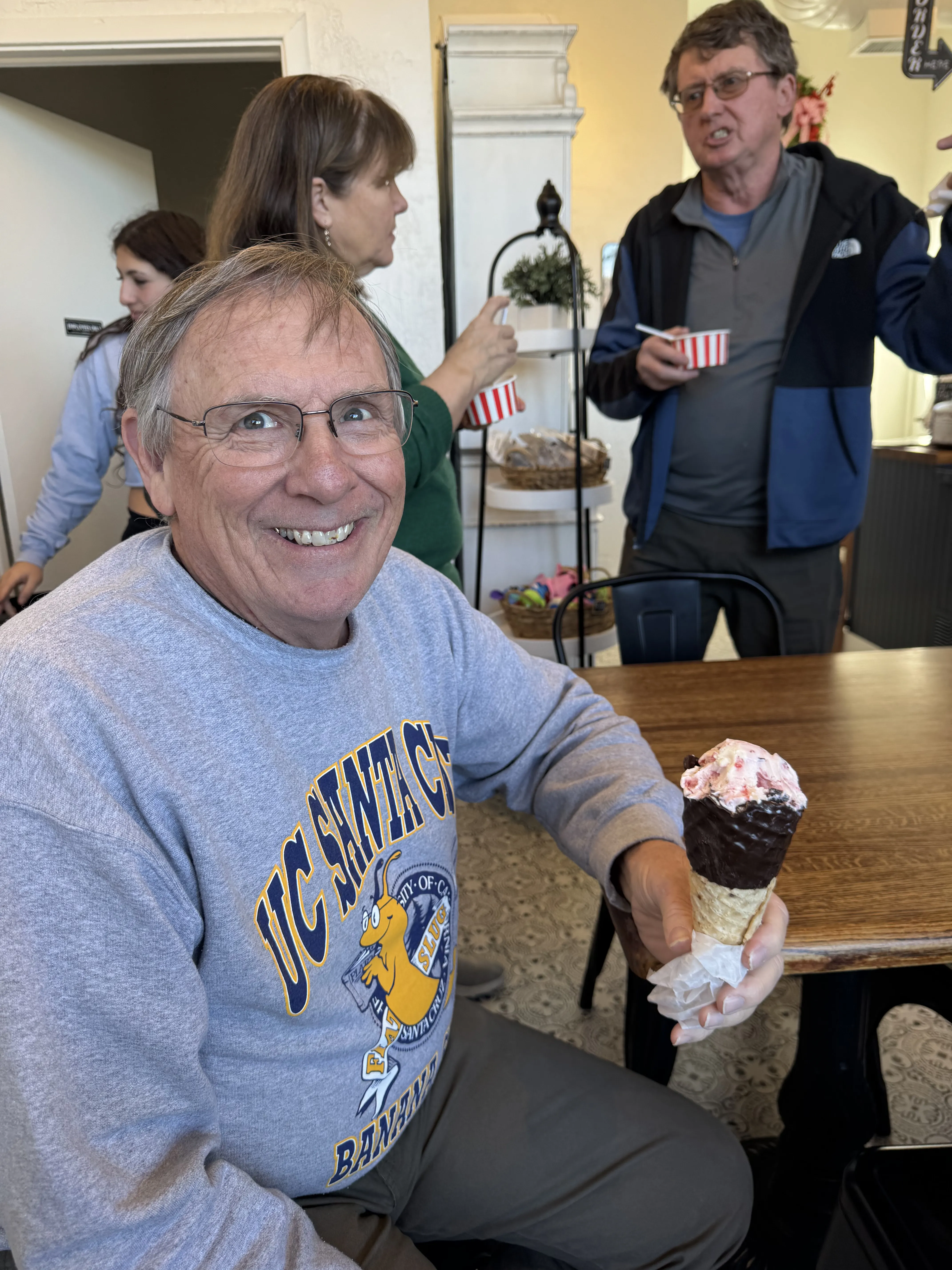 Bonnie Brae ice cream served in Littleton, CO